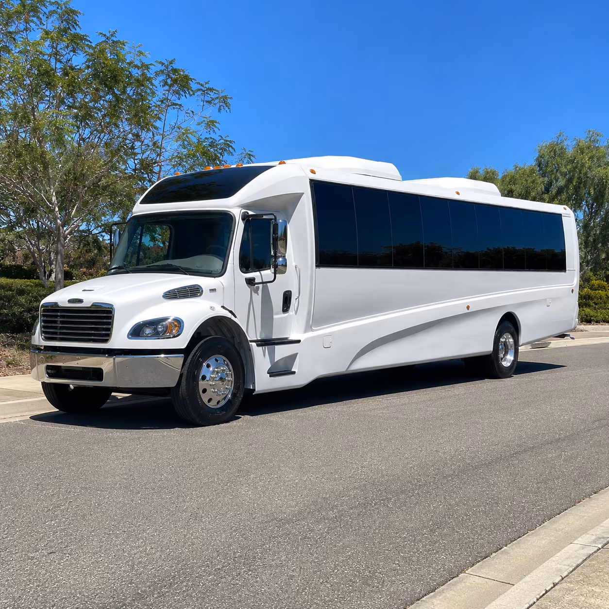 bus rentals for newport folk and newport jazz festival groups