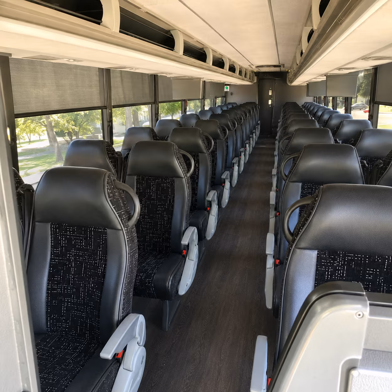 charter bus service between pvd and boston logan for multi airport group arrivals
