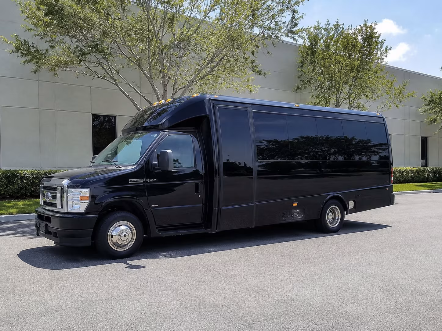 convention center bus rentals and conference shuttle services in providence